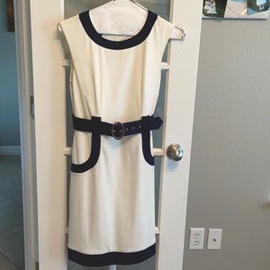 White and navy blue belted dress size 6